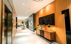 Avior Hotel